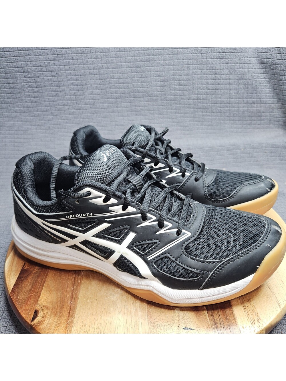 ASICS Upcourt 4 Black Womens Size 10 Volleyball & Pickleball Shoes.
